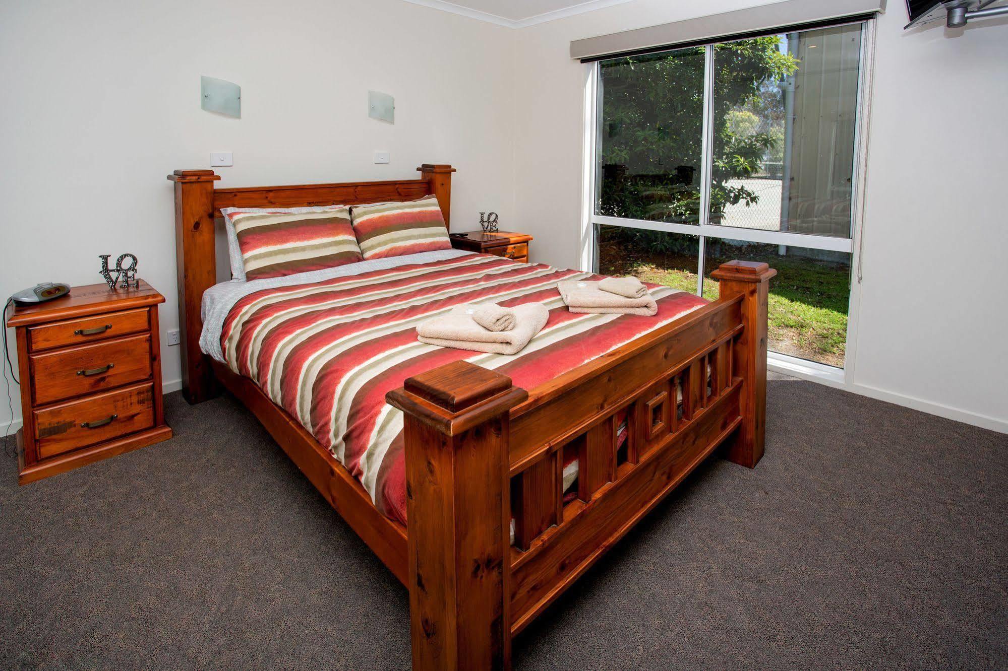 Big4 Whiters Holiday Village Lakes Entrance Buitenkant foto